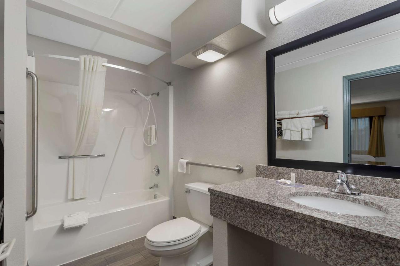 Clarion Pointe Kimball By Choice Hotels Eksteriør billede
