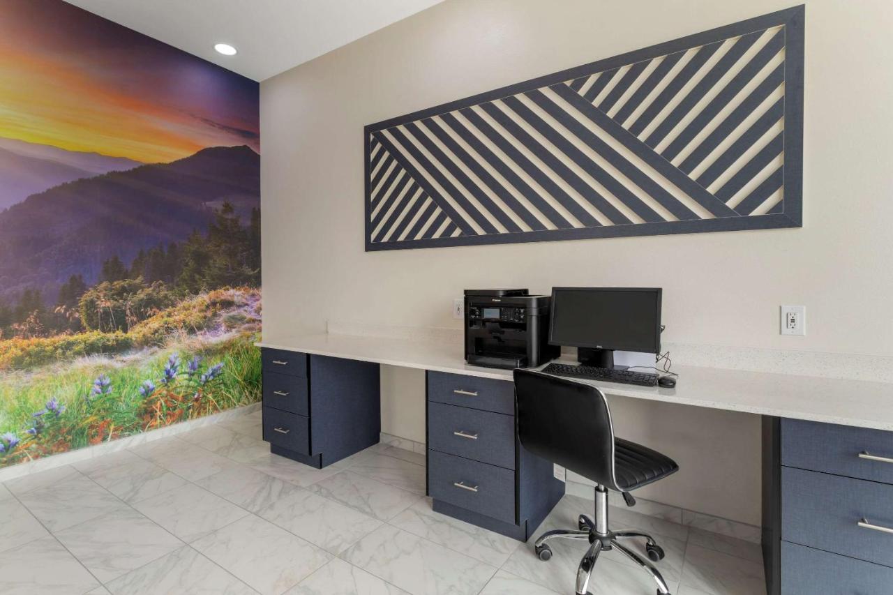 Clarion Pointe Kimball By Choice Hotels Eksteriør billede
