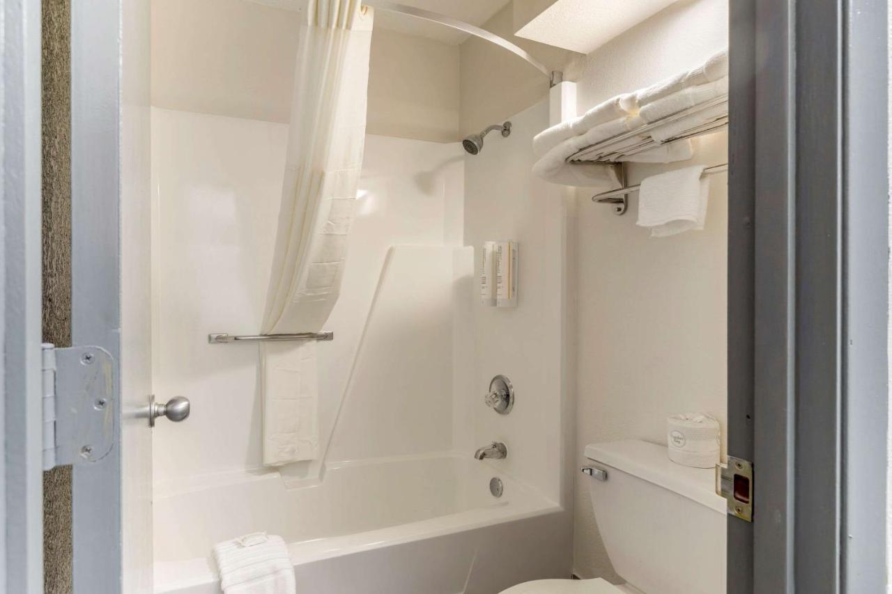 Clarion Pointe Kimball By Choice Hotels Eksteriør billede
